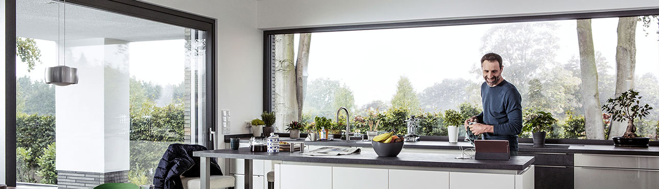 Homepage Fa. Jochen Fischer Projekt X Einrichtungs GmbH: Startbild